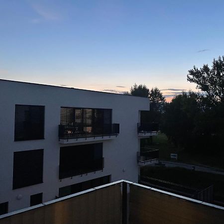 Trenčín Greenbay Apartment With Free Parking מראה חיצוני תמונה