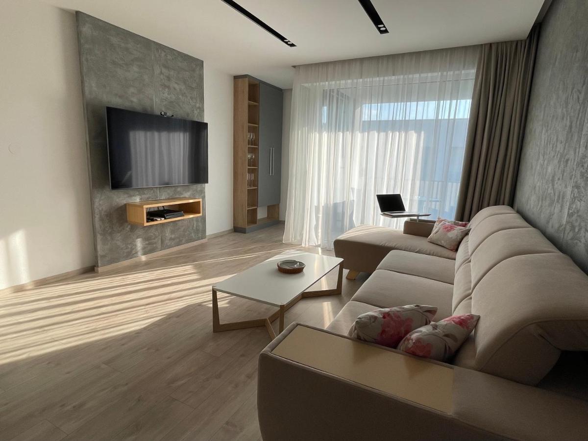 Trenčín Greenbay Apartment With Free Parking מראה חיצוני תמונה