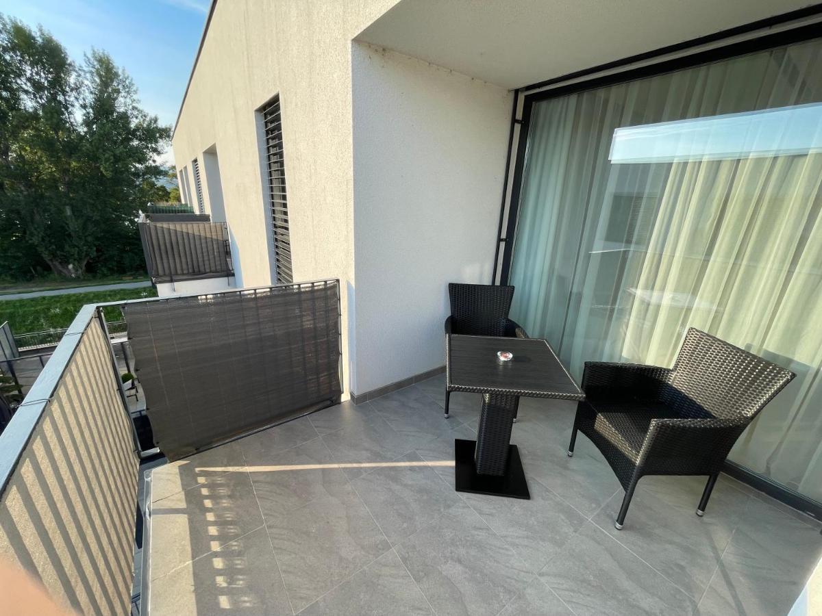 Trenčín Greenbay Apartment With Free Parking מראה חיצוני תמונה