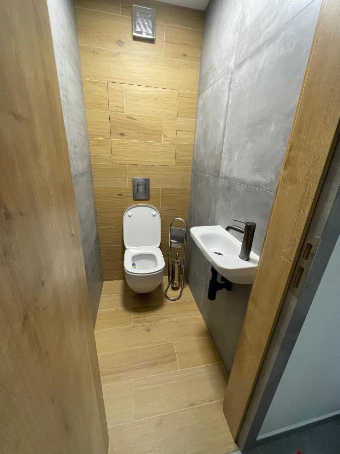 Trenčín Greenbay Apartment With Free Parking מראה חיצוני תמונה